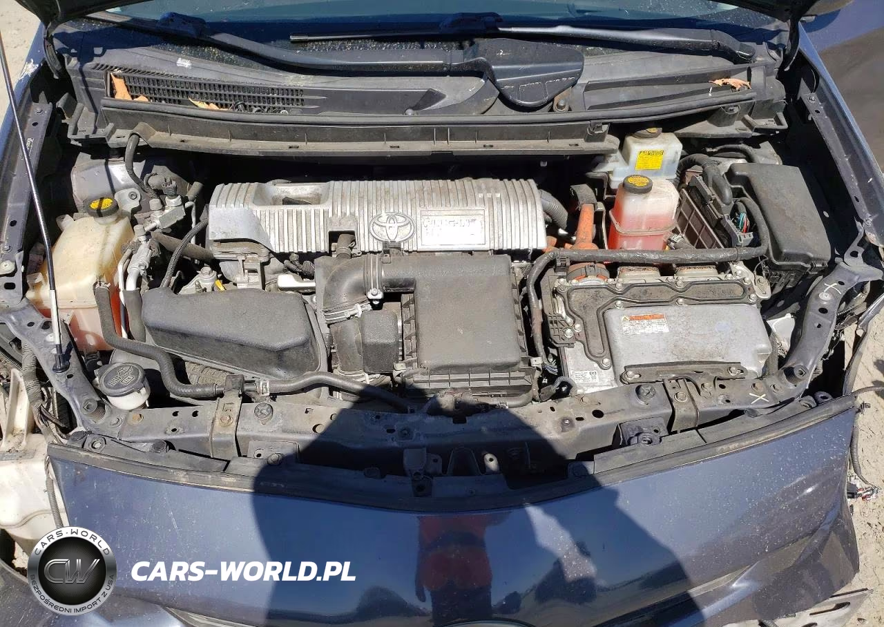 2012 Toyota Prius Plug-In Hybrid Advanced VIN:JTDKN3DP5C3021030 - 11