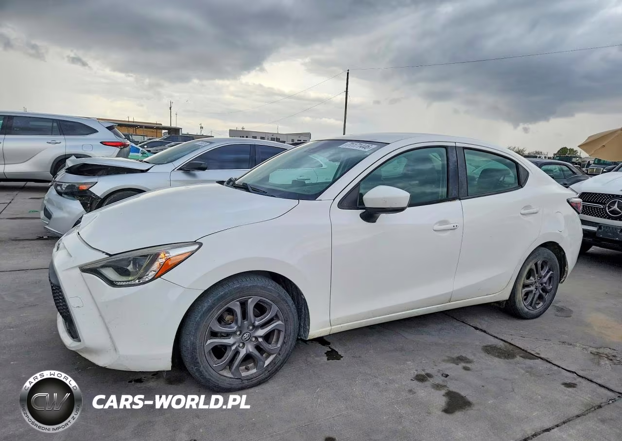 2019 Toyota Yaris Xle VIN:3MYDLBYVXKY502402 - 1