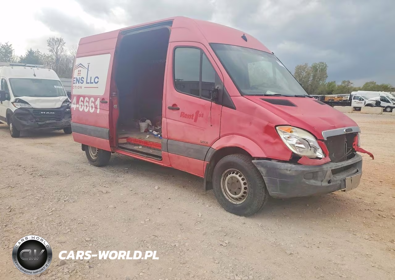 2011 Freightliner Sprinter 2500 Delivery Van VIN:WDYPE7CC2B5508270 - 4