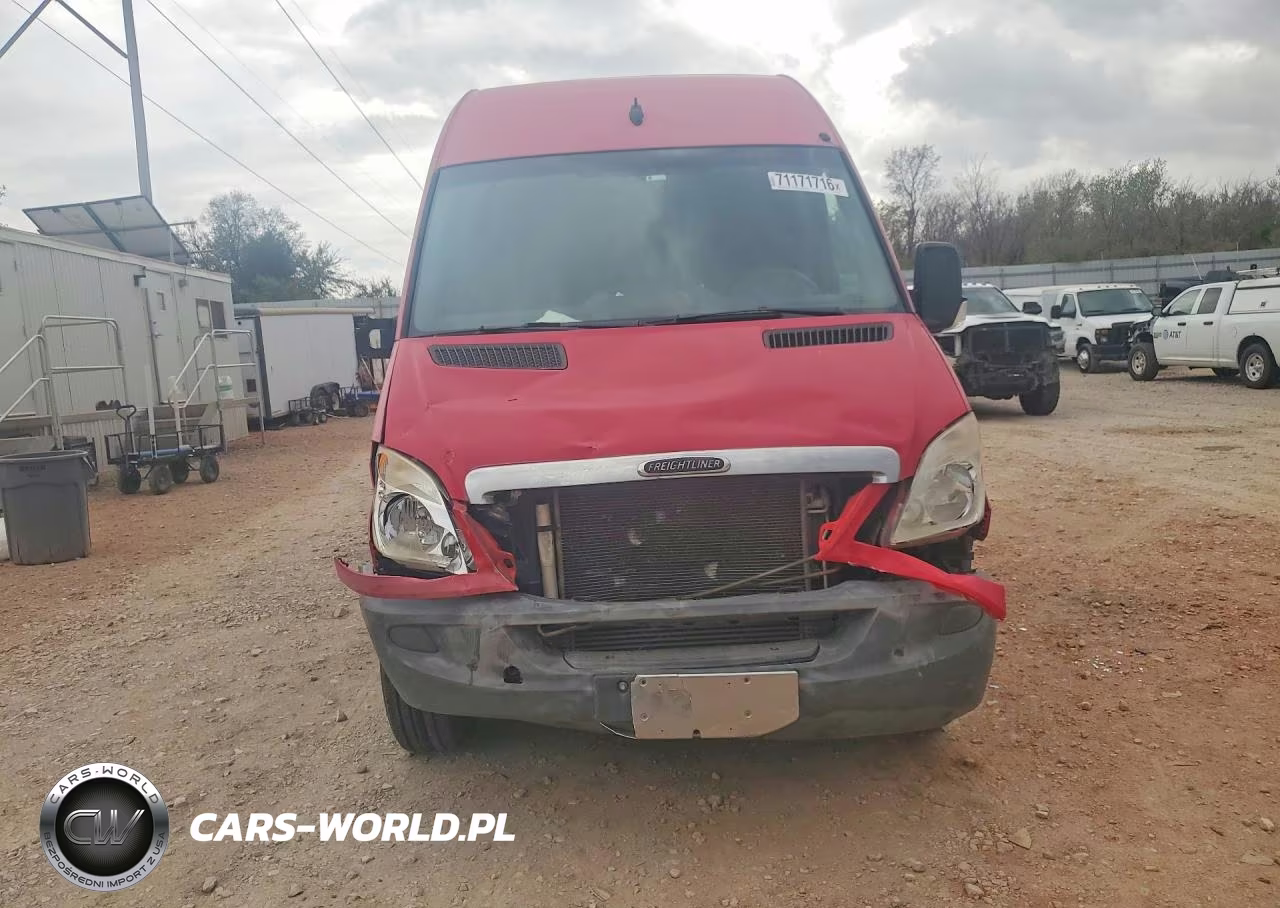 2011 Freightliner Sprinter 2500 Delivery Van VIN:WDYPE7CC2B5508270 - 5