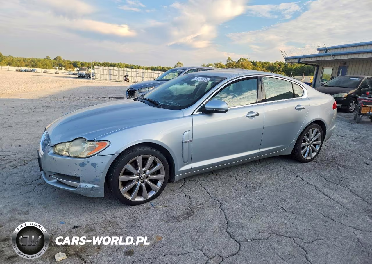 2010 Jaguar Xf Premium VIN:SAJWA0GB2ALR74840 - 1