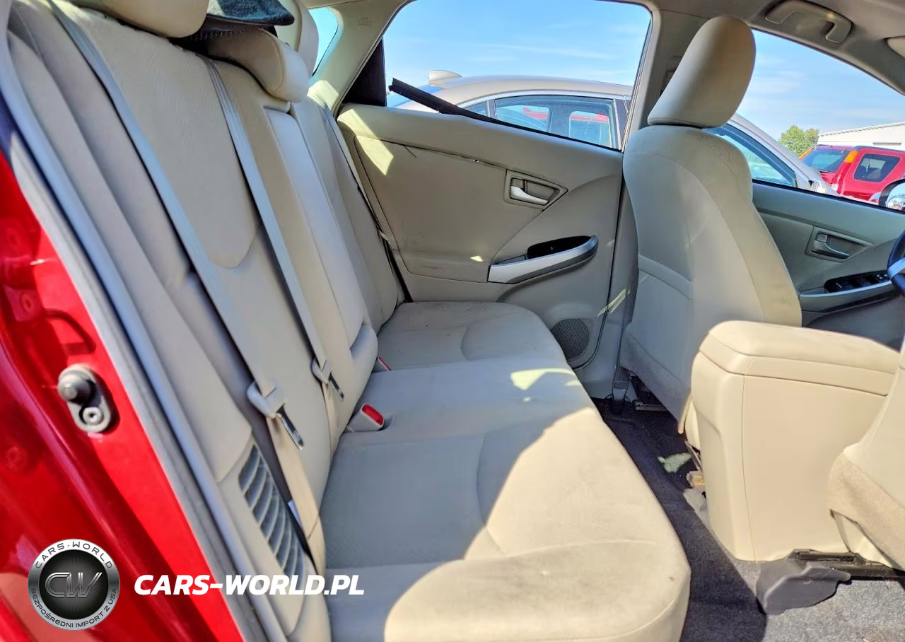 2015 Toyota Prius Three VIN:JTDKN3DU7F1982895 - 10