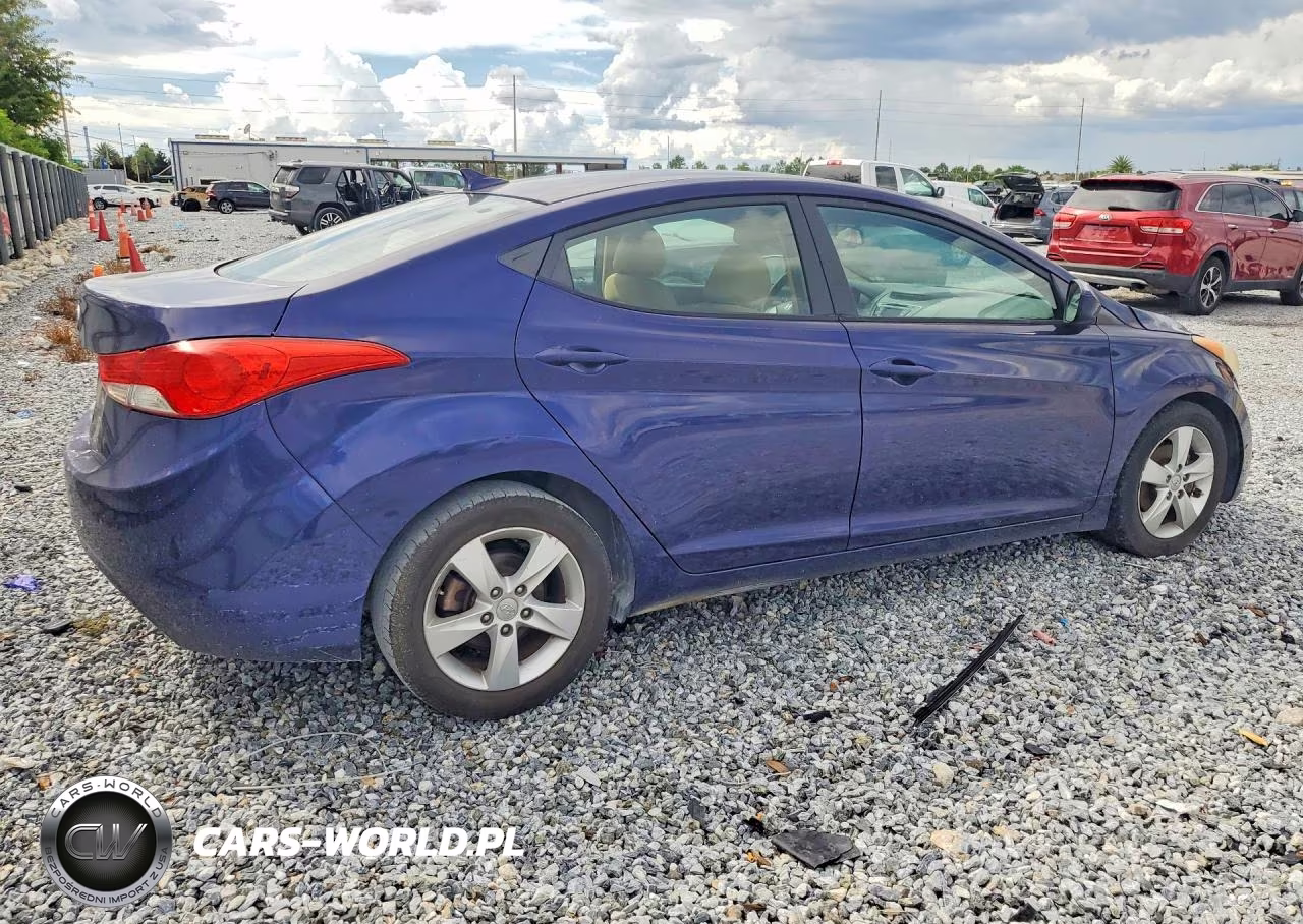 2013 Hyundai Elantra Gls VIN:5NPDH4AE3DH393058 - 3