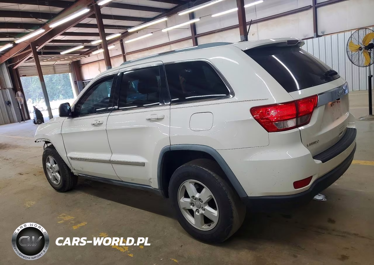 2011 Jeep Grand Cherokee Laredo VIN:1J4RS4GG0BC573410 - 2