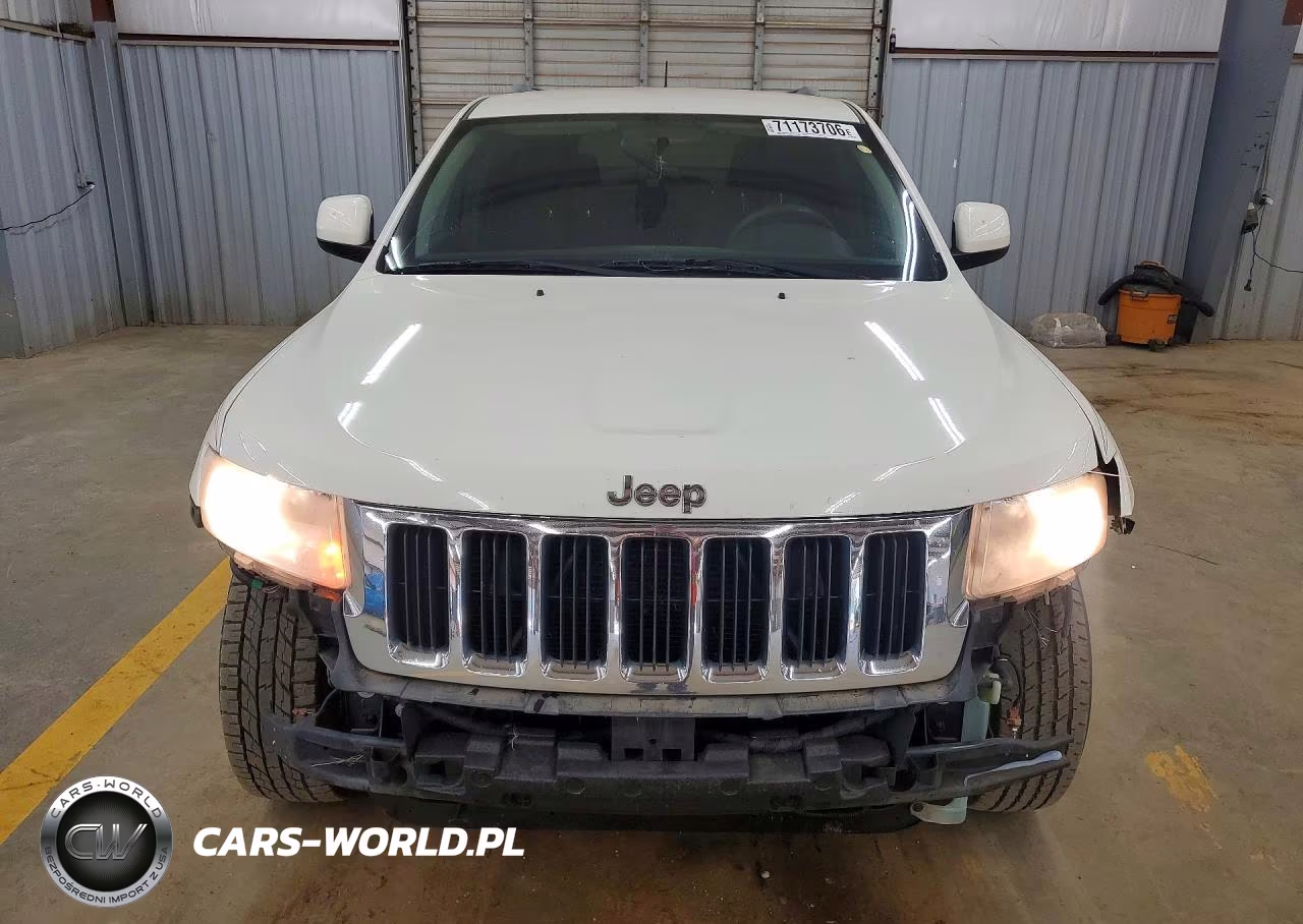 2011 Jeep Grand Cherokee Laredo VIN:1J4RS4GG0BC573410 - 5