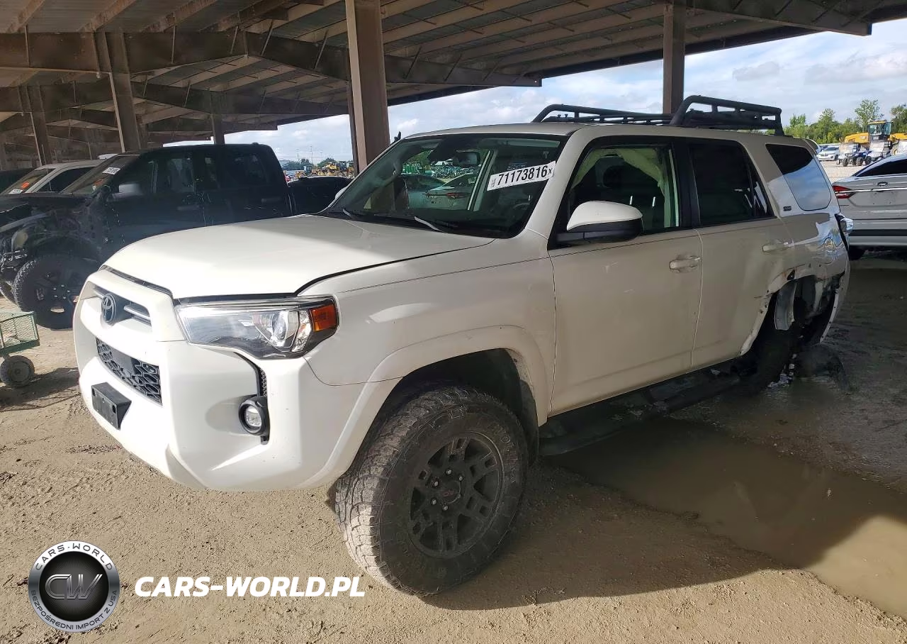 2022 Toyota 4Runner Sr5