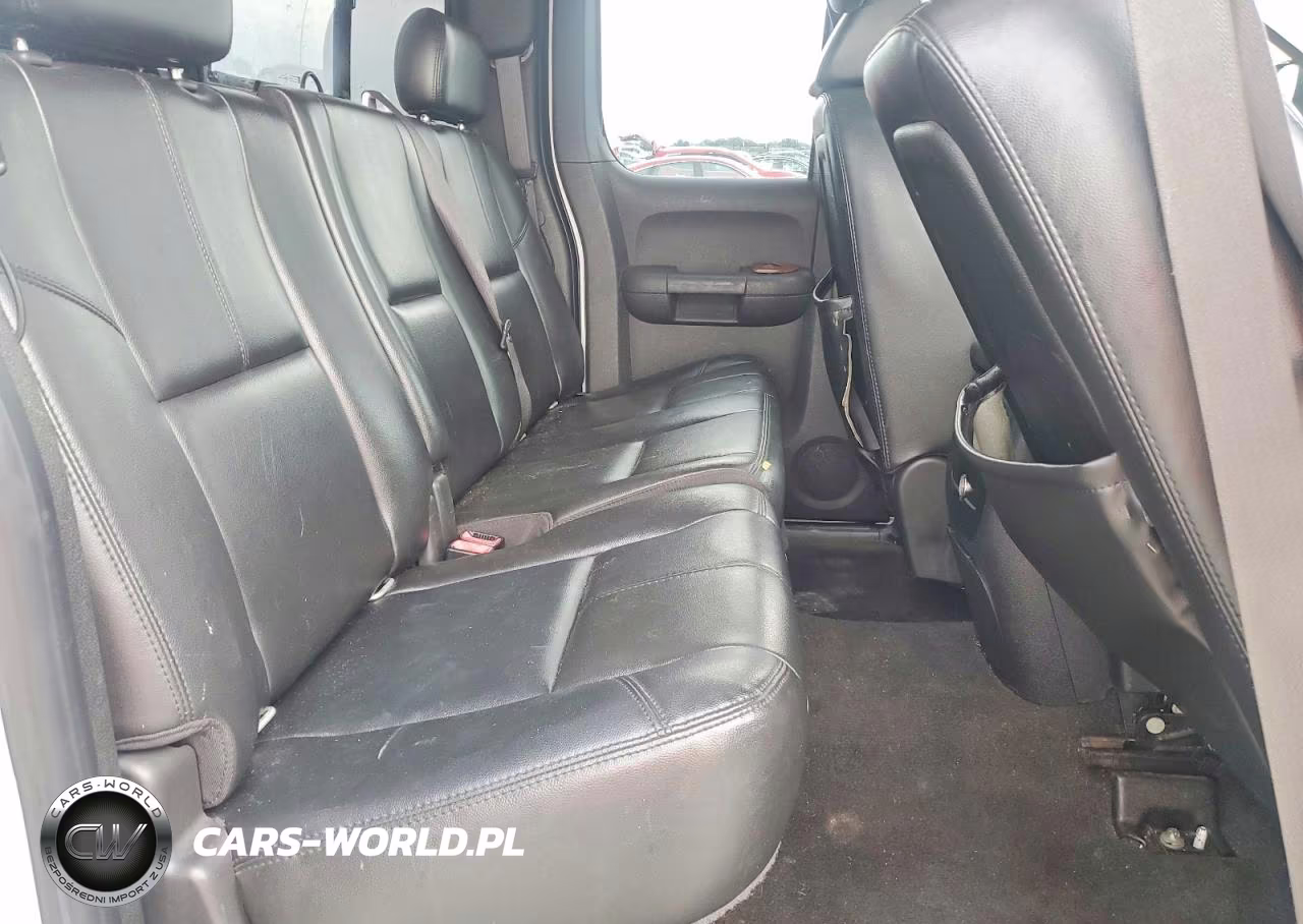 2007 Chevrolet Silverado K2500 Heavy Duty VIN:1GCHK29677E521312 - 10