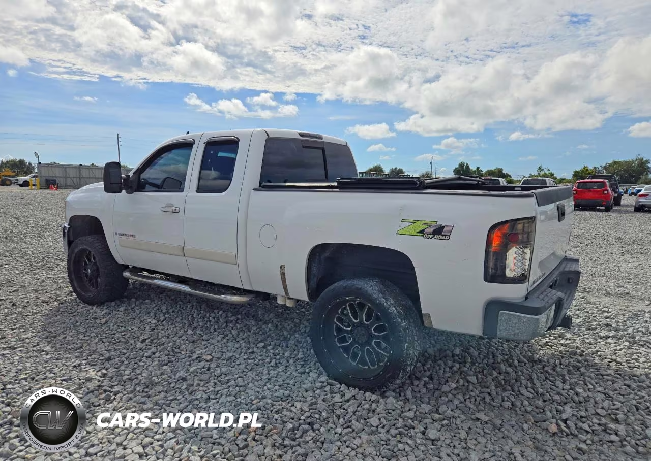 2007 Chevrolet Silverado K2500 Heavy Duty VIN:1GCHK29677E521312 - 2