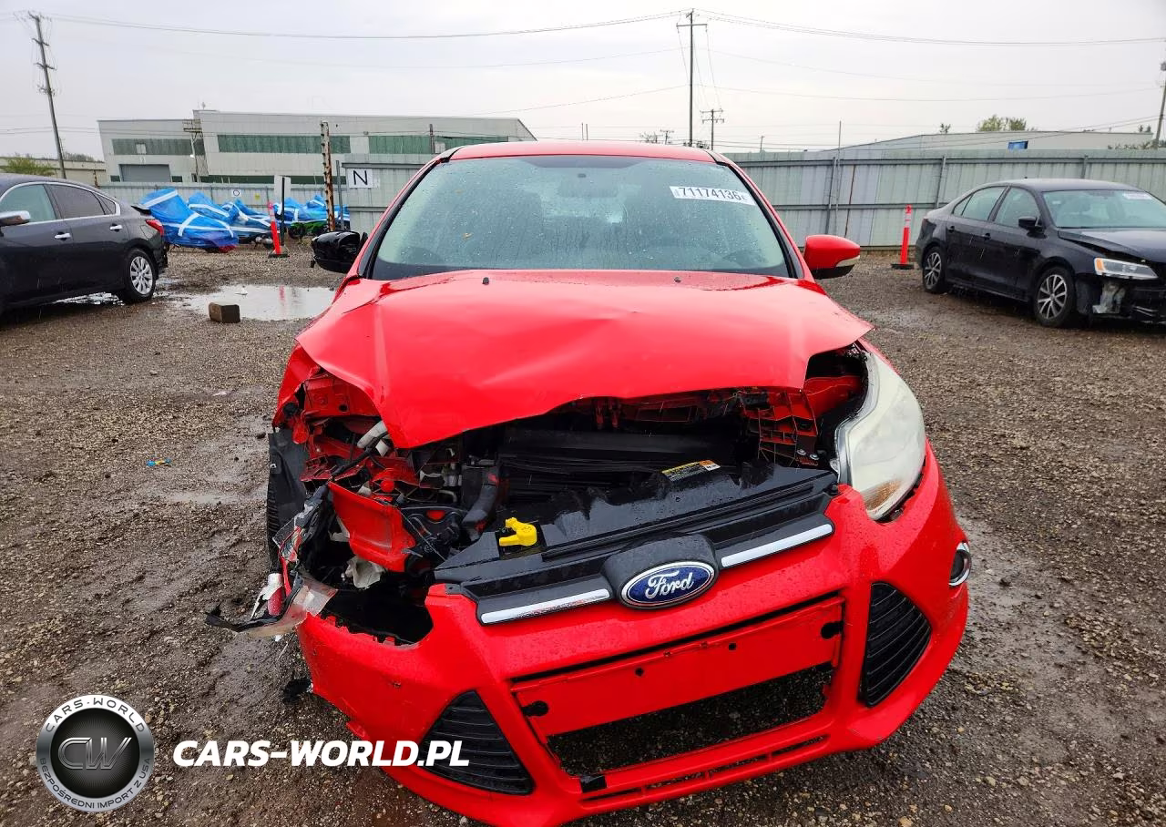 2013 Ford Focus Se VIN:1FADP3K24DL303466 - 5