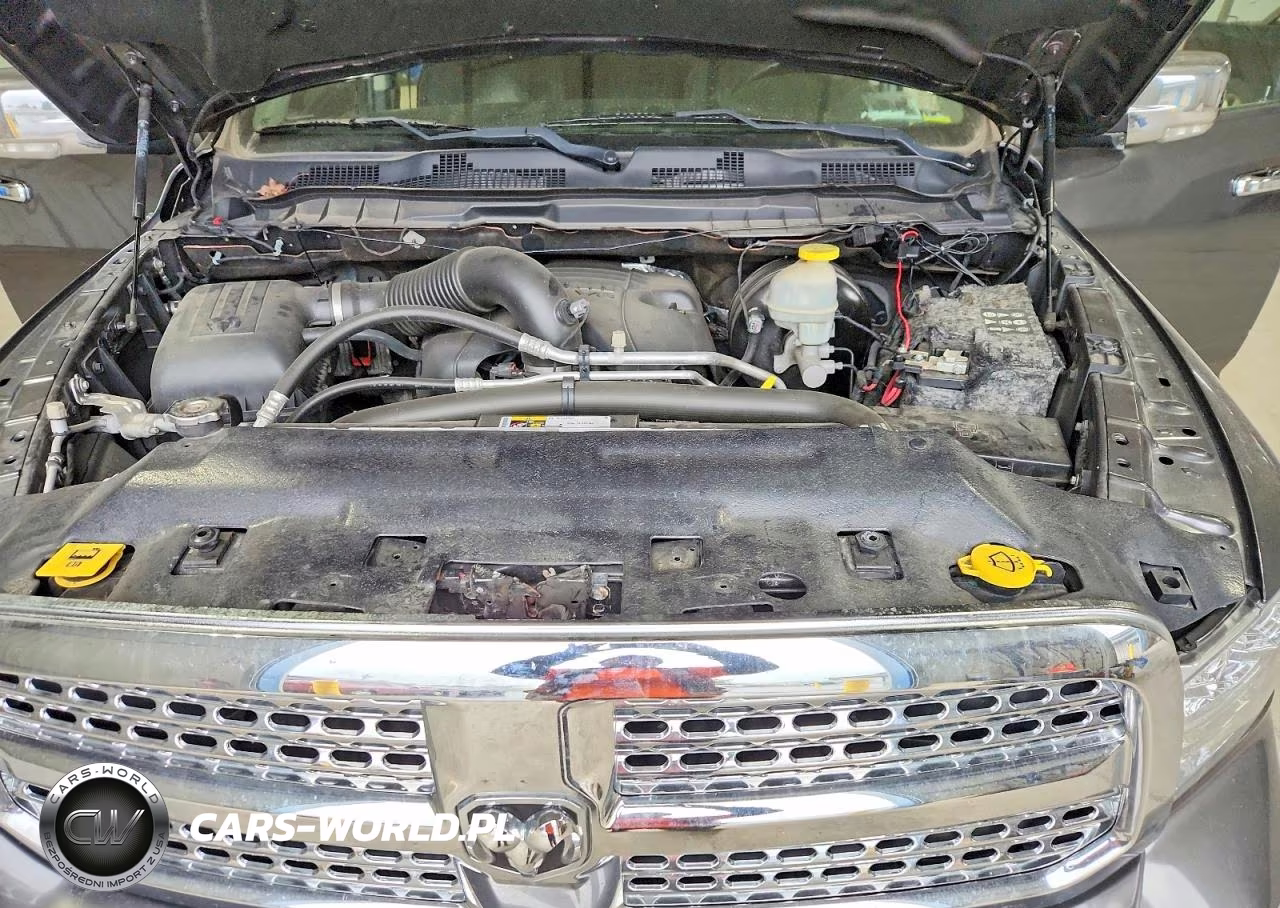 2017 Ram 1500 Laramie VIN:1C6RR7NT9HS774747 - 11