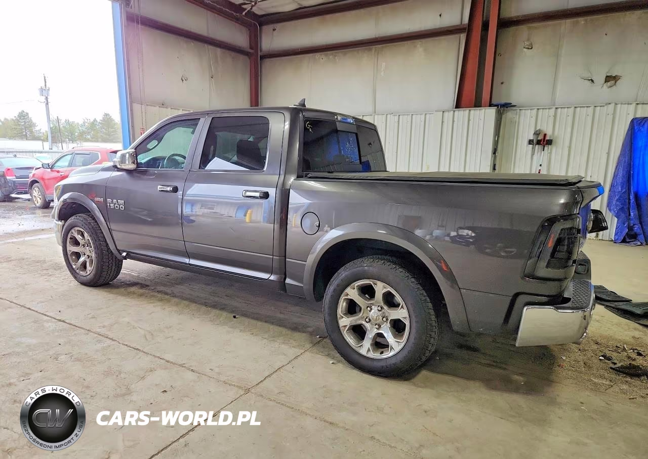 2017 Ram 1500 Laramie VIN:1C6RR7NT9HS774747 - 2