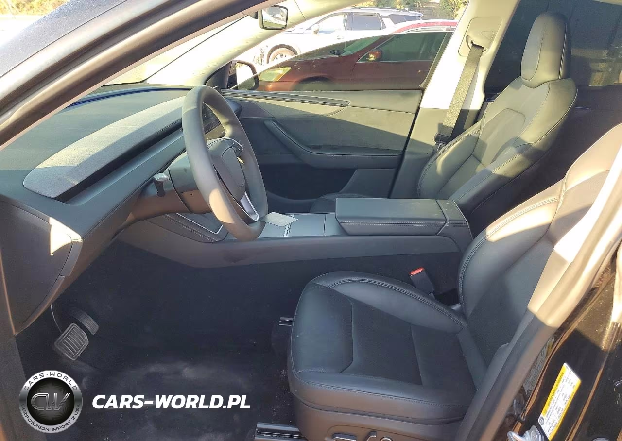 2026 Tesla Model Y VIN:7SAYGDED7TA429112 - 7