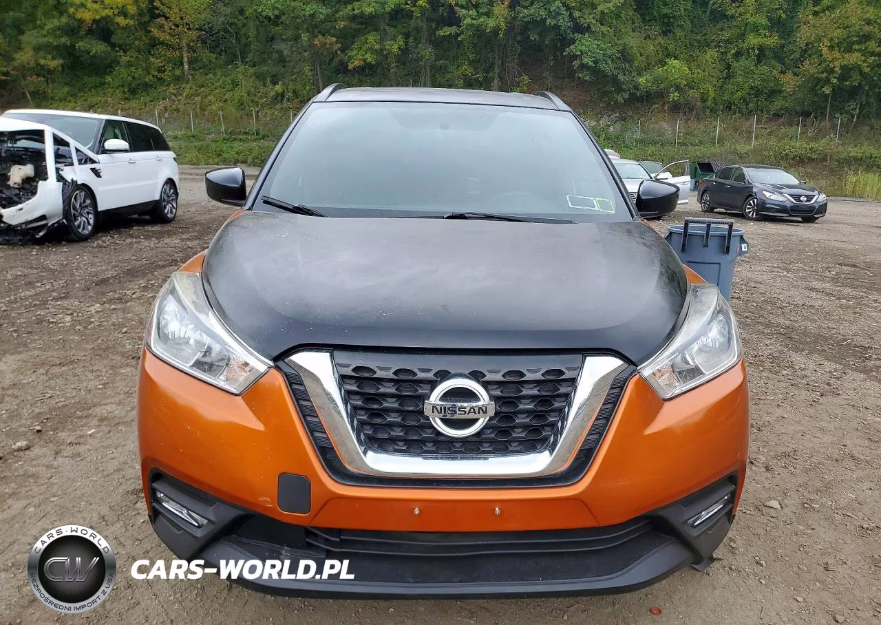 2018 Nissan Kicks S VIN:3N1CP5CU2JL508465 - 5