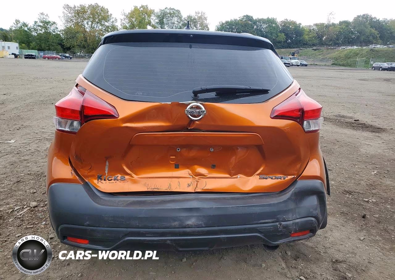 2018 Nissan Kicks S VIN:3N1CP5CU2JL508465 - 6