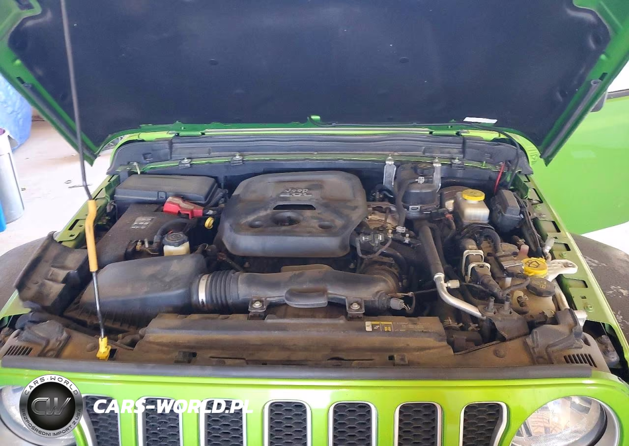 2018 Jeep Wrangler Unlimited Sahara VIN:1C4HJXENXJW308319 - 12