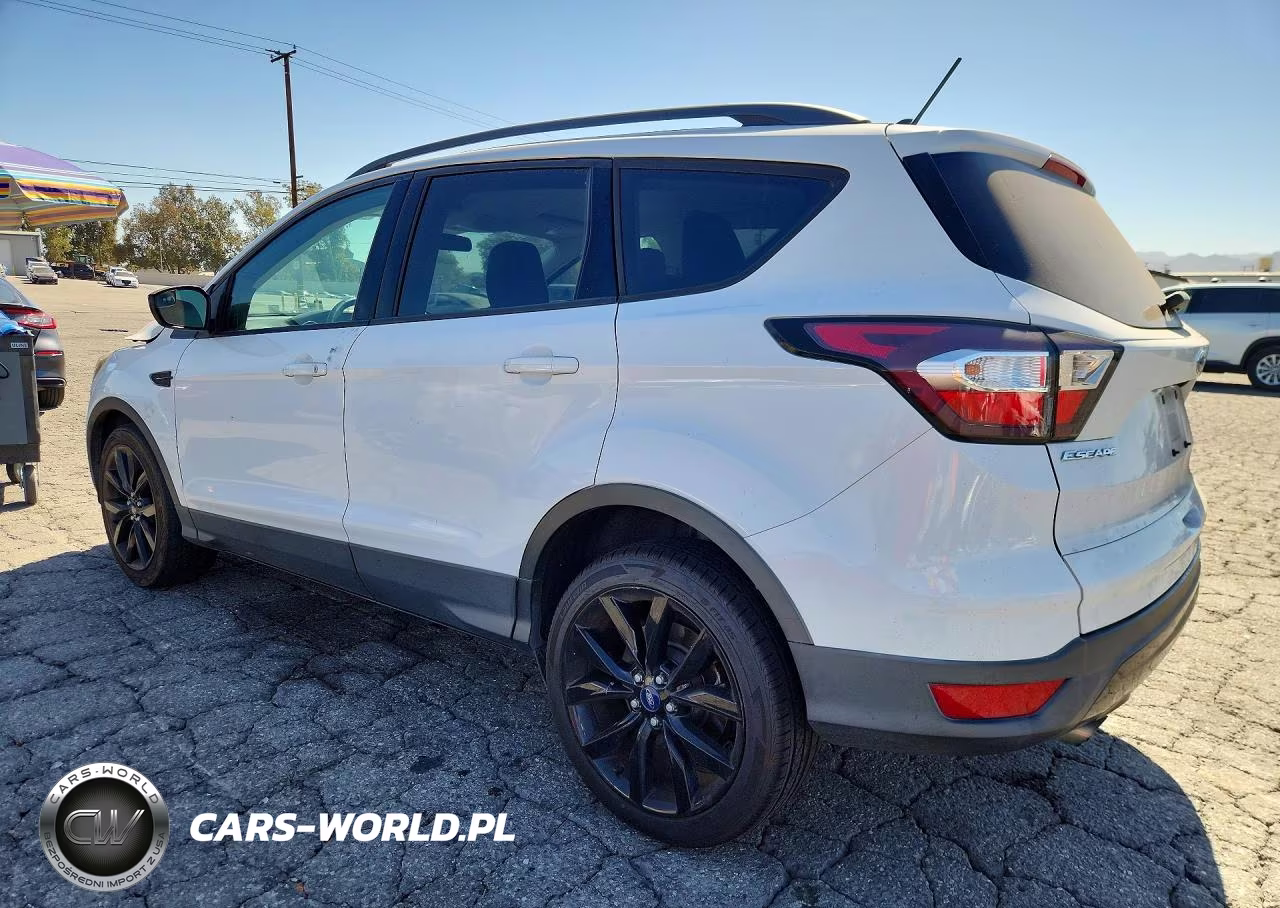 2018 Ford Escape Se VIN:1FMCU0GD9JUB14322 - 2