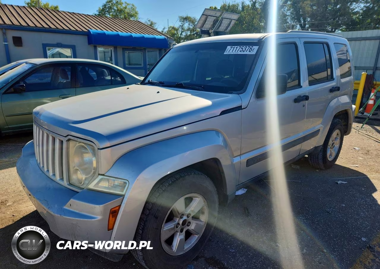2012 Jeep Liberty Sport VIN:1C4PJLAK8CW133913 - 1