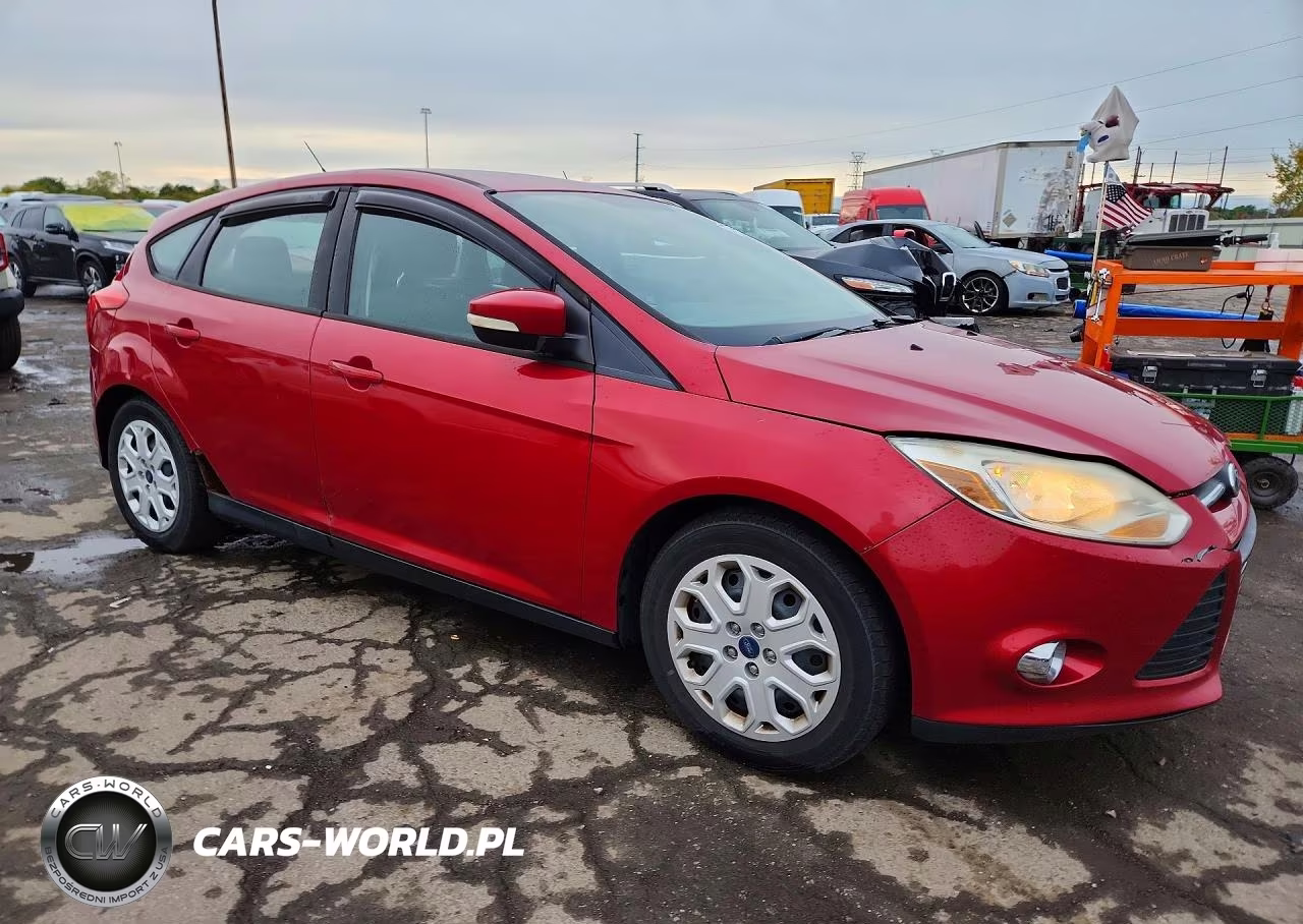 2012 Ford Focus Se VIN:1FAHP3K22CL212387 - 4