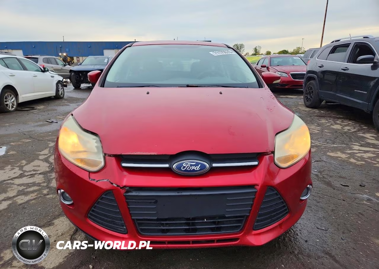 2012 Ford Focus Se VIN:1FAHP3K22CL212387 - 5