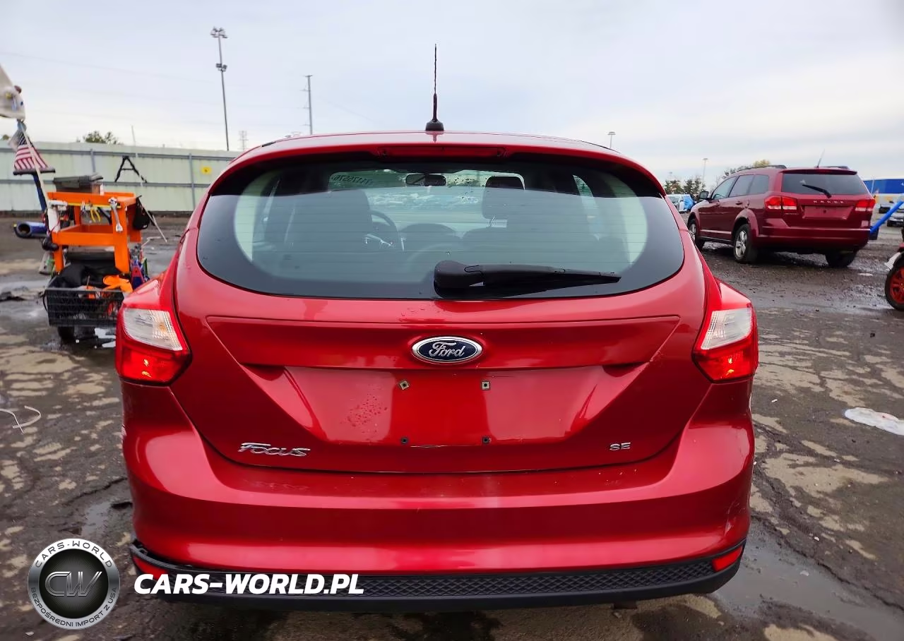 2012 Ford Focus Se VIN:1FAHP3K22CL212387 - 6