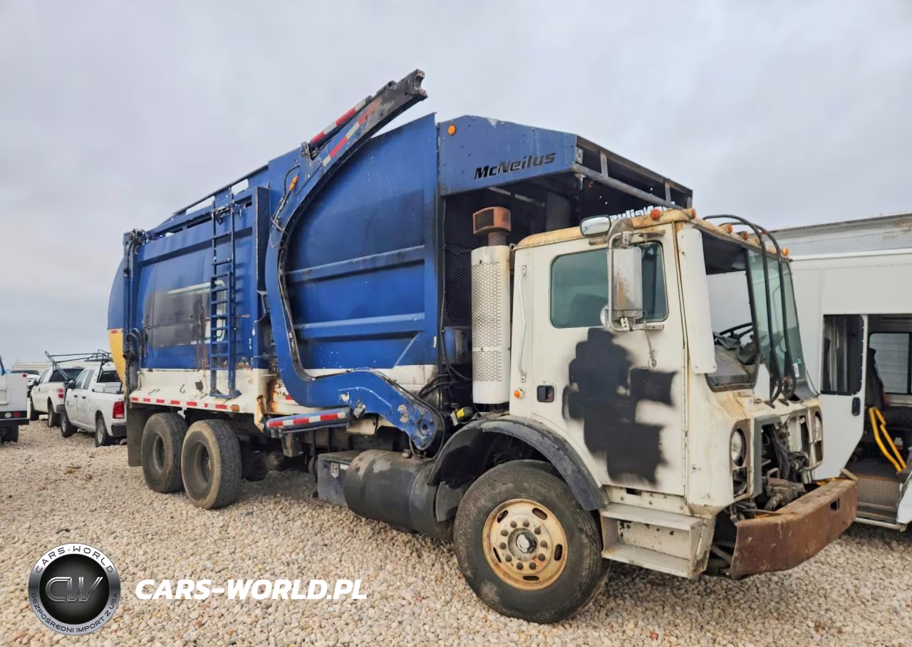 2010 Mack Mru600 Refuse Truck VIN:1M2AV02C3AM005129 - 4