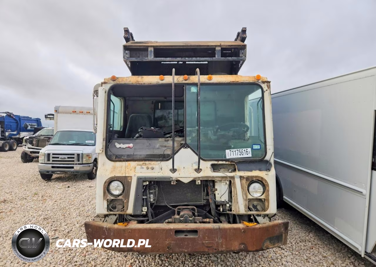 2010 Mack Mru600 Refuse Truck VIN:1M2AV02C3AM005129 - 5