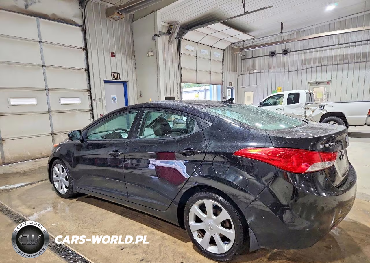 2013 Hyundai Elantra Limited VIN:5NPDH4AE1DH377585 - 2