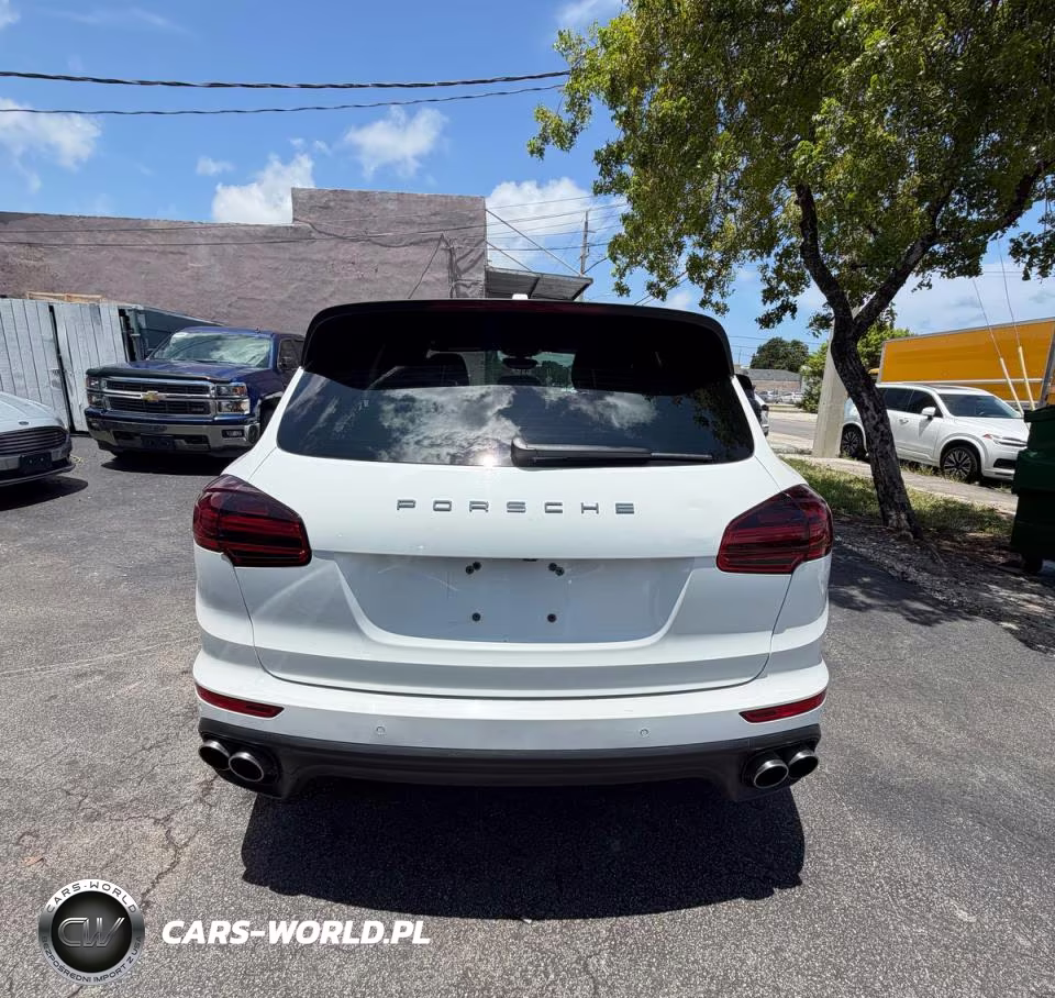 2017 Porsche Cayenne Se Hybrid Platinum VIN:WP1AE2A26HLA70970 - 13
