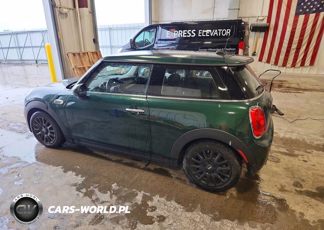 2018 Mini Cooper VIN:WMWXP5C51J3C65394 - 2