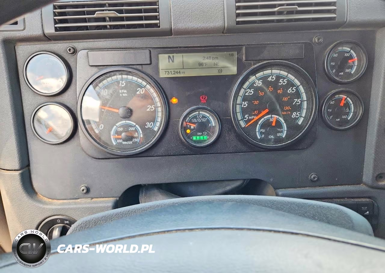 2018 Freightliner Cascadia 125 Semi Truck VIN:3AKJGLDV1JSJK1320 - 9