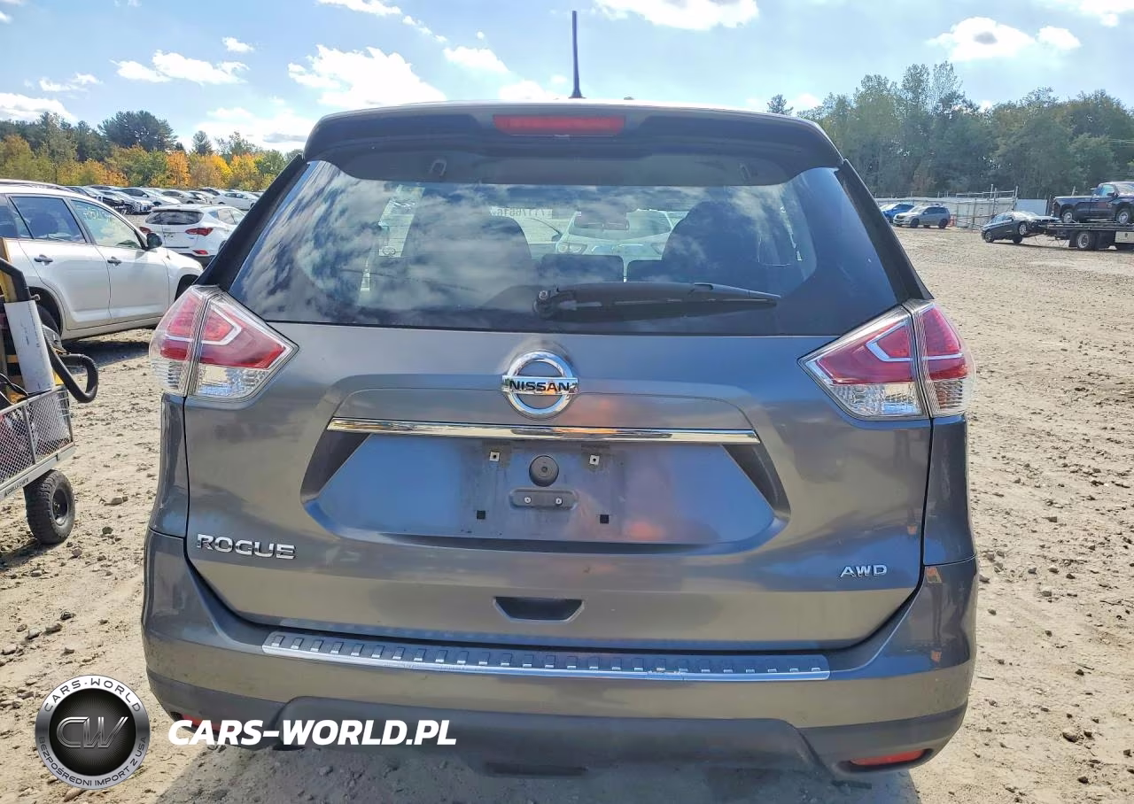 2015 Nissan Rogue S VIN:KNMAT2MV8FP580398 - 6