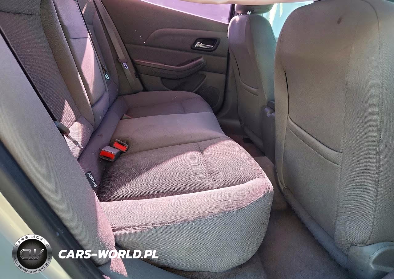 2013 Chevrolet Malibu Ls VIN:1G11B5SA0DF224477 - 10