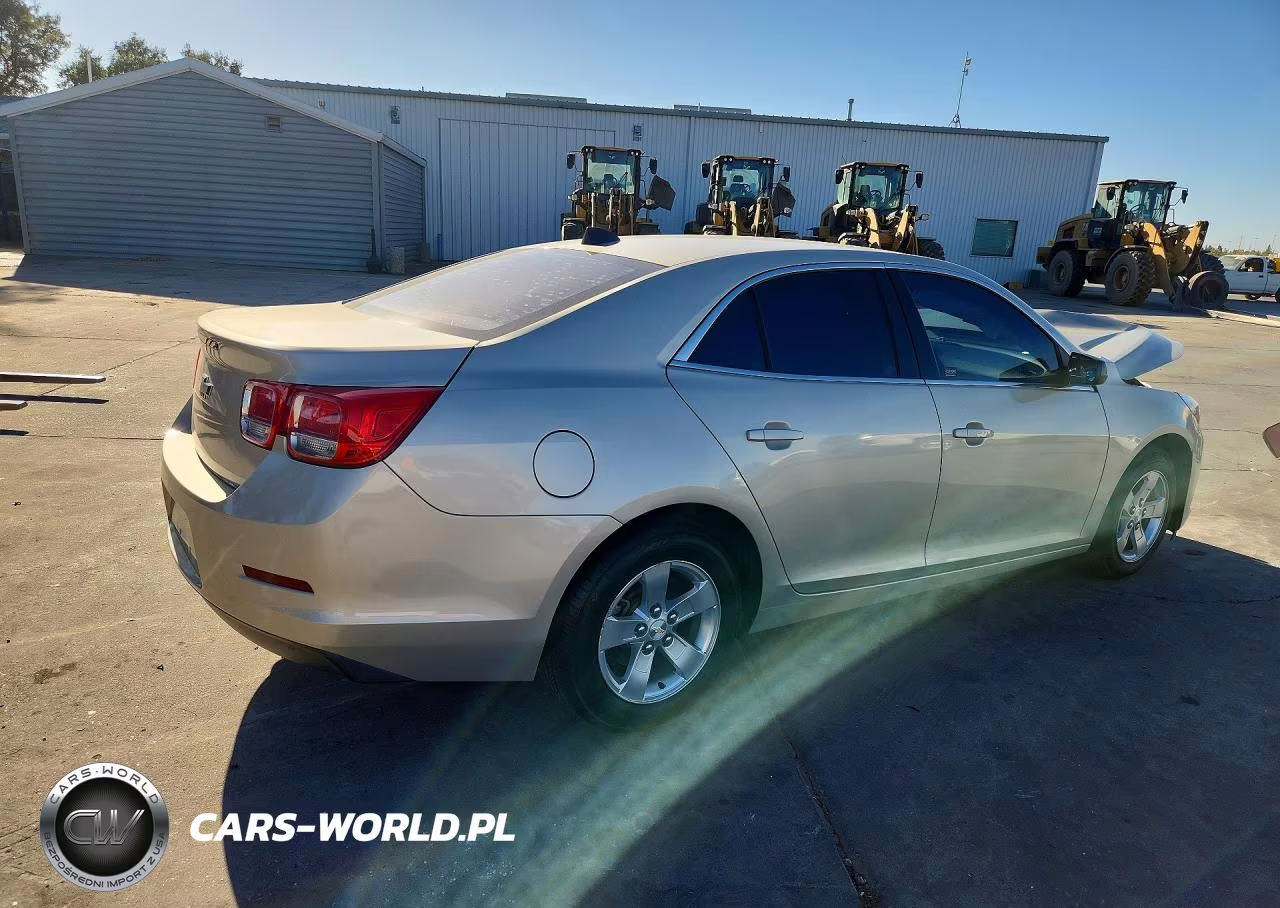 2013 Chevrolet Malibu Ls VIN:1G11B5SA0DF224477 - 3