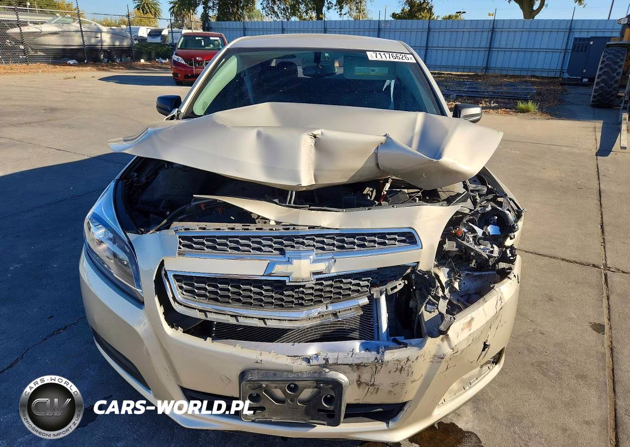 2013 Chevrolet Malibu Ls VIN:1G11B5SA0DF224477 - 5