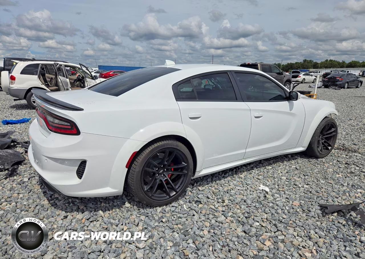 2022 Dodge Charger Scat Pack VIN:2C3CDXGJ0NH136273 - 3