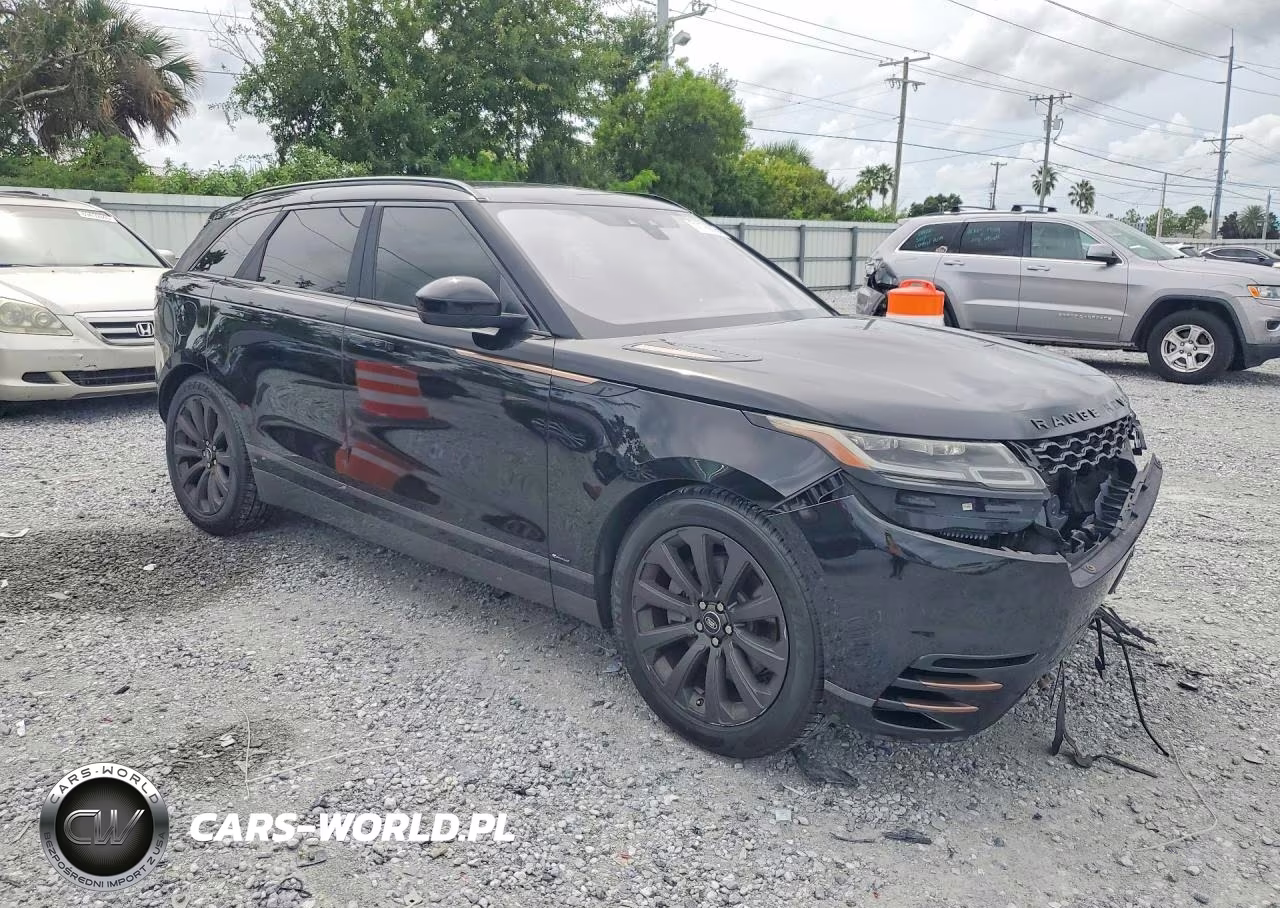 2018 Land Rover Range Rover Velar R-Dynamic Se VIN:SALYL2RV2JA730548 - 4