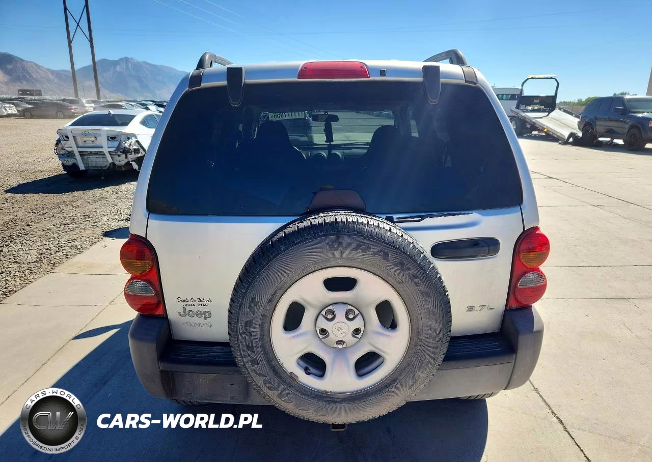 2004 Jeep Liberty Sport VIN:1J4GL48K84W246231 - 6