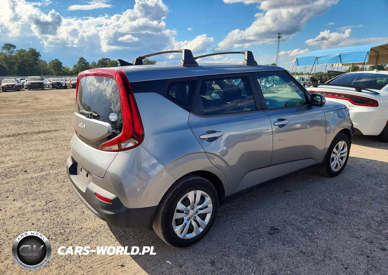 2022 Kia Soul Lx VIN:KNDJ23AU1N7808633 - 3