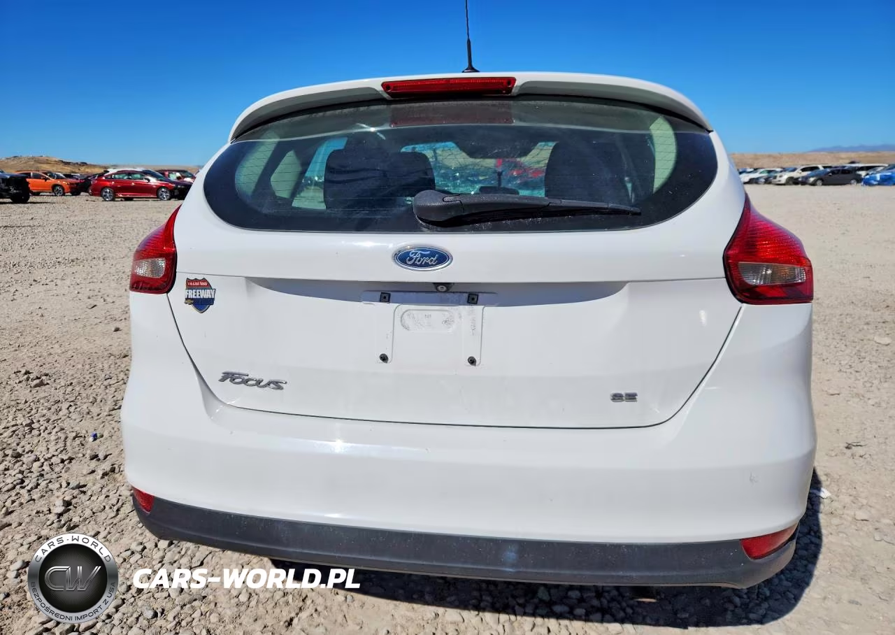 2016 Ford Focus Se VIN:1FADP3K20GL227488 - 6
