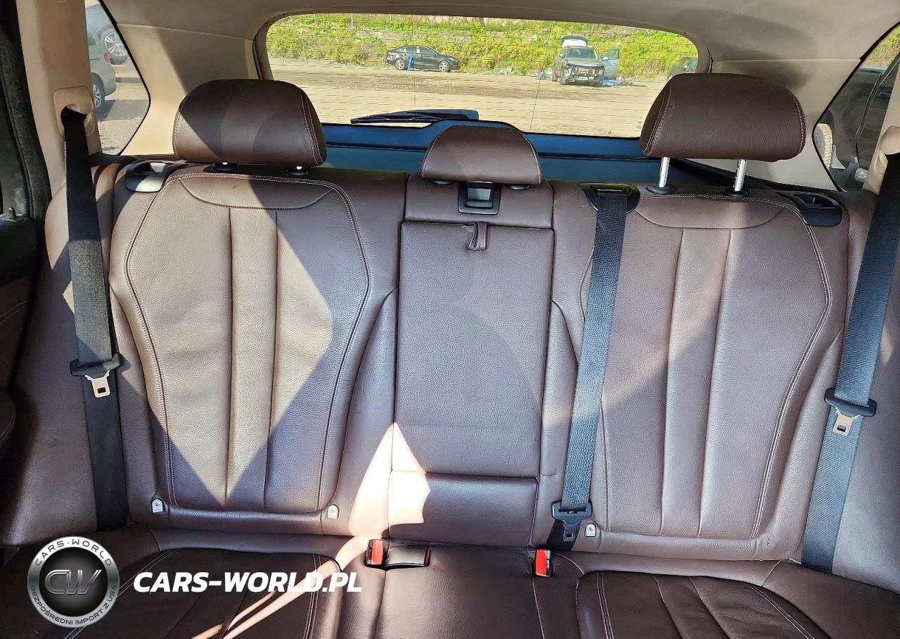 2014 BMW X5 xDrive35I VIN:5UXKR0C50E0H27931 - 10