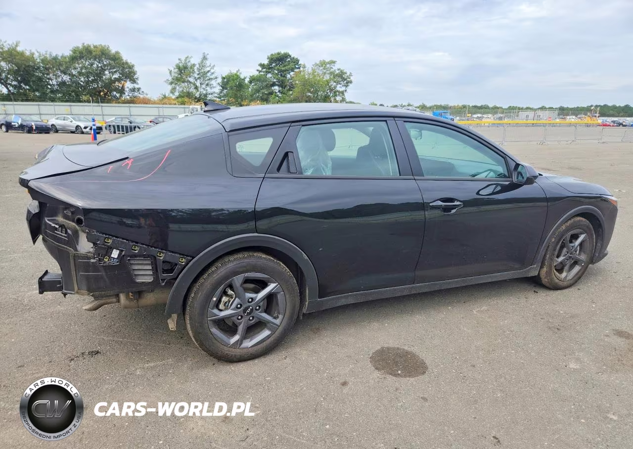 2026 Kia K4 Lxs VIN:3KPFT4DE6TE276886 - 3