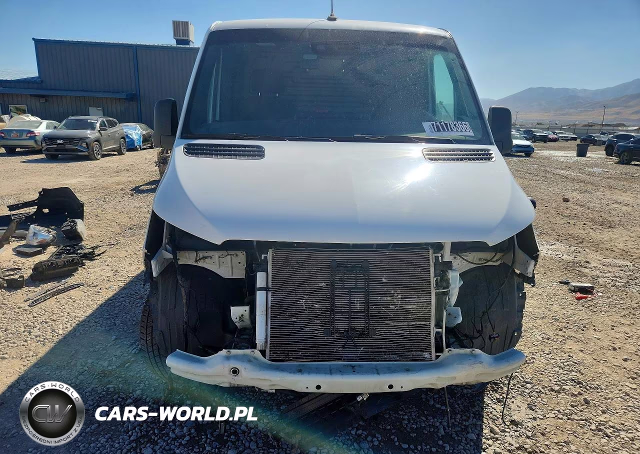 2022 Mercedes-Benz Sprinter 1500 VIN:W1Y70BGY5NT089152 - 5