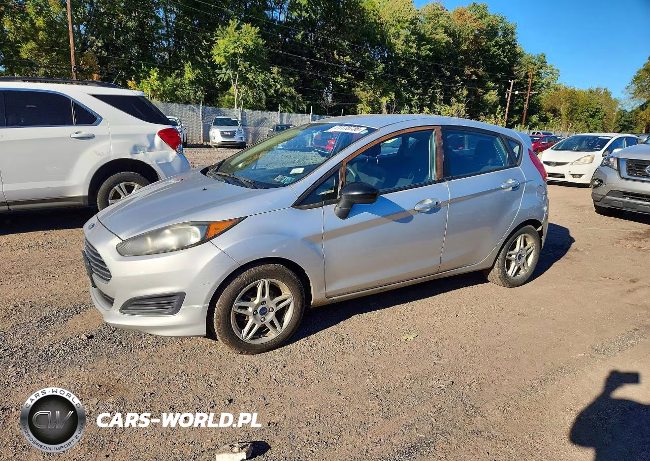 2018 Ford Fiesta Se VIN:3FADP4EJ0JM106779 - 1