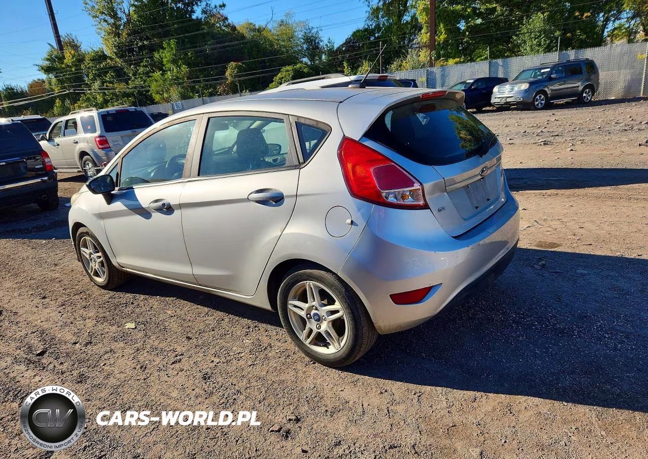 2018 Ford Fiesta Se VIN:3FADP4EJ0JM106779 - 2