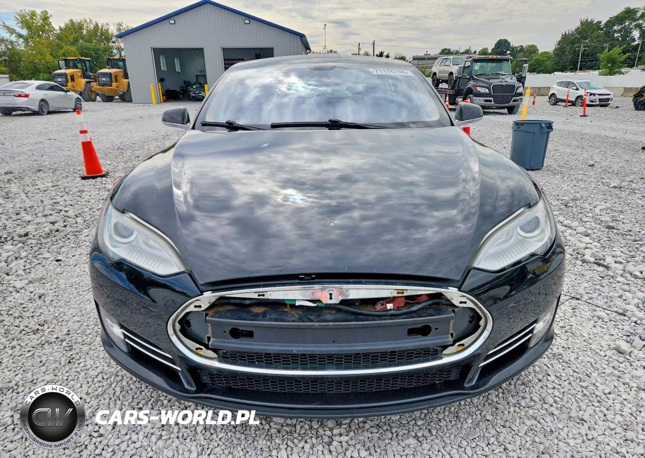 2013 Tesla Model S VIN:5YJSA1CN2DFP14741 - 5