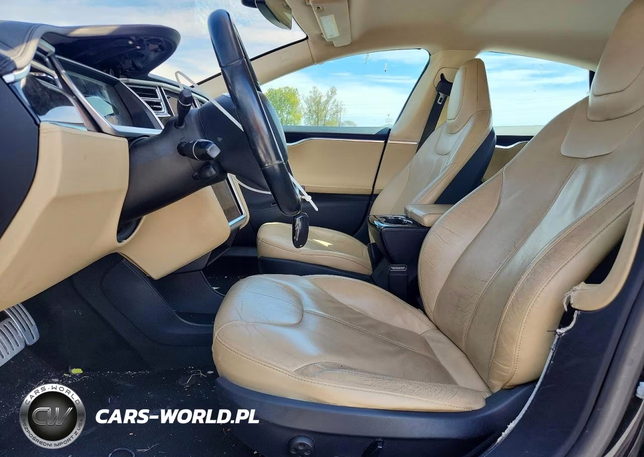 2013 Tesla Model S VIN:5YJSA1CN2DFP14741 - 7