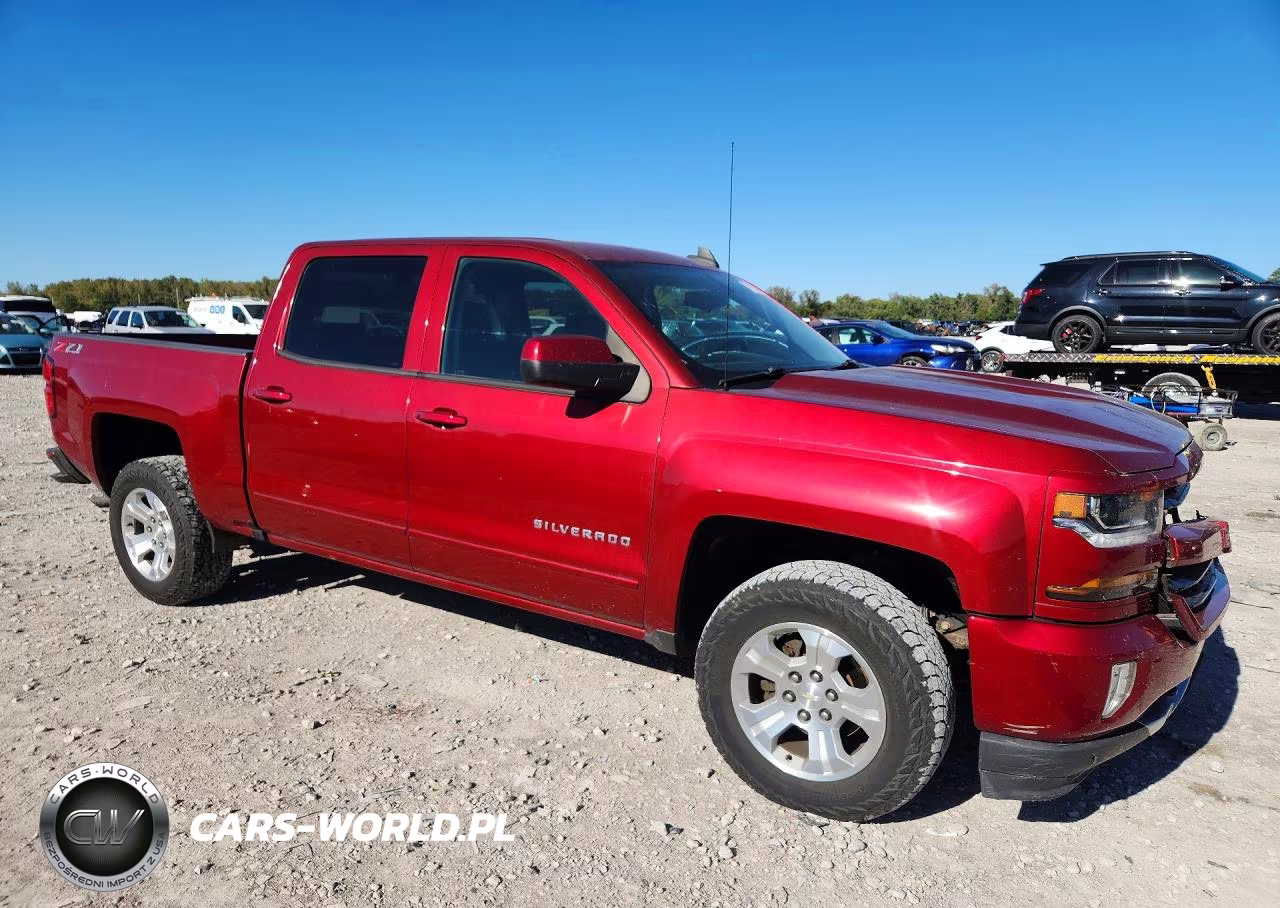 2018 Chevrolet Silverado K1500 Lt VIN:3GCUKREC8JG348788 - 4
