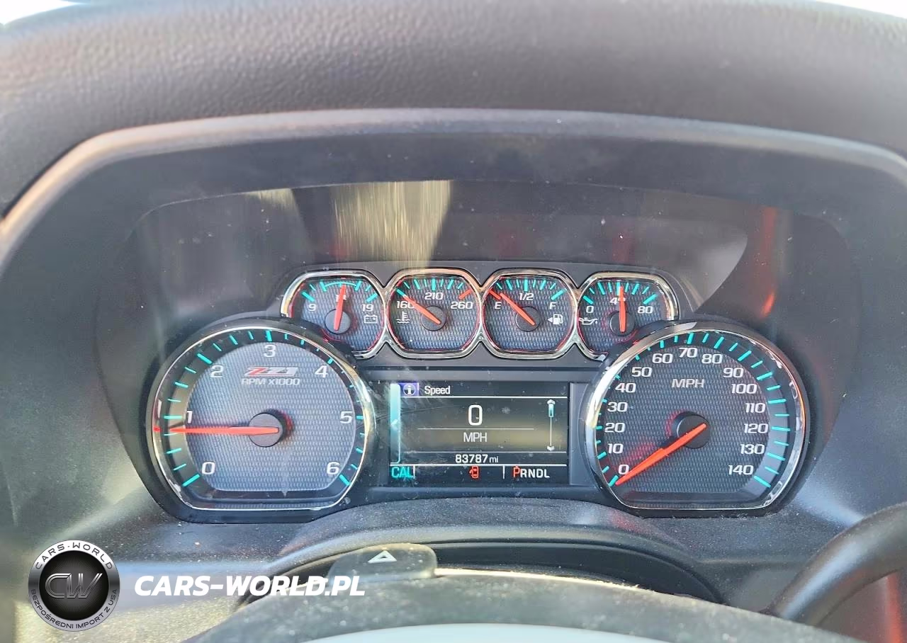 2018 Chevrolet Silverado K1500 Lt VIN:3GCUKREC8JG348788 - 9