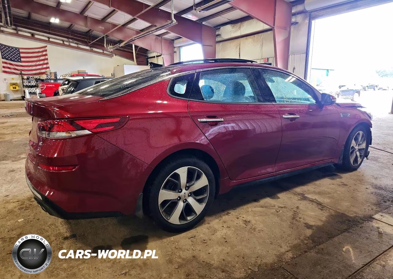 2019 Kia Optima S VIN:5XXGT4L31KG358857 - 3