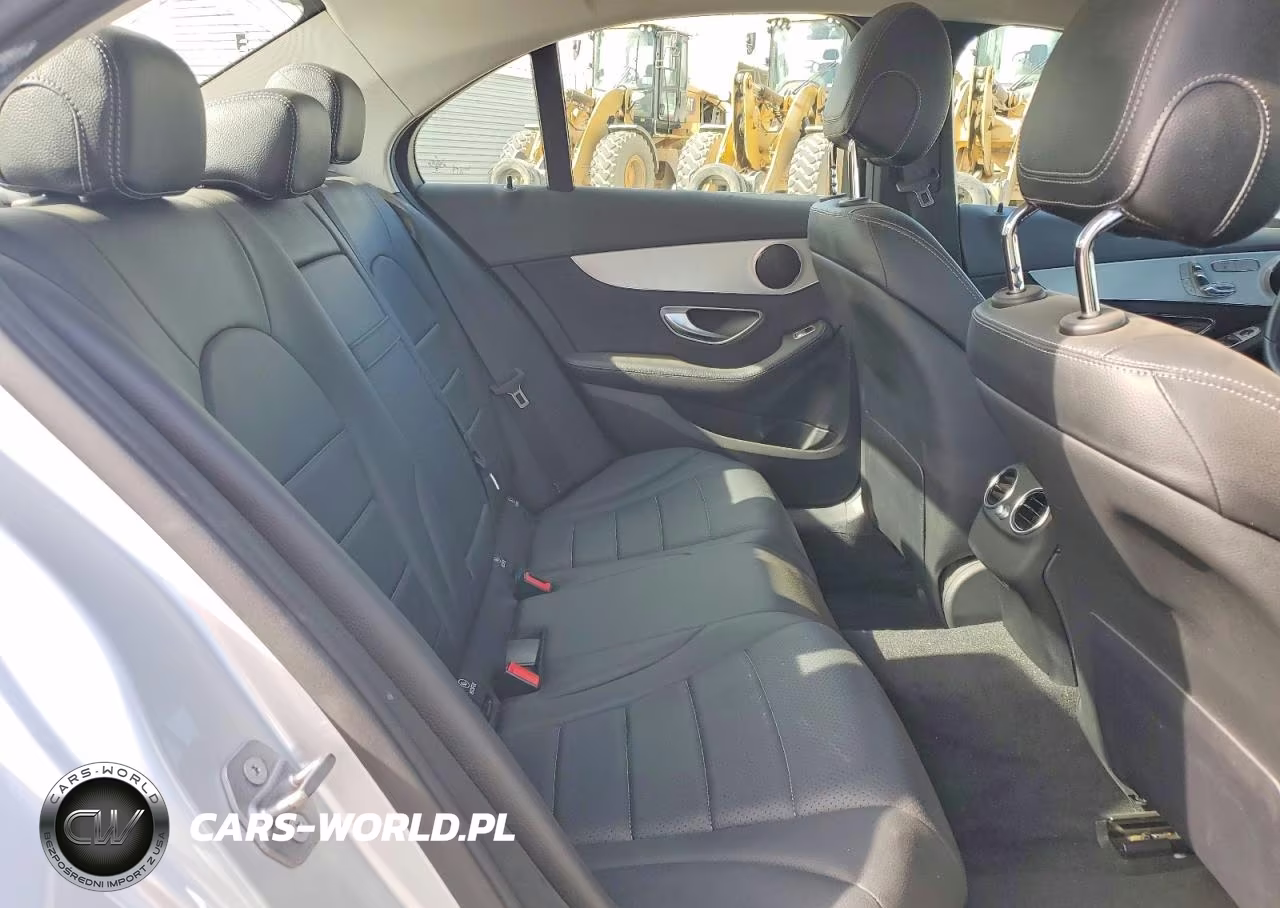 2016 Mercedes-Benz C 300 VIN:55SWF4JB7GU172746 - 10